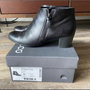 Ecco Shape M 35 Women's Black Snakeskin-look Leather Ankle Booties Boot EU 40